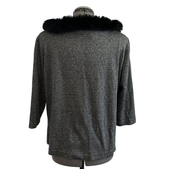Real Comfort Women’s Grey Top W/ Black Faux Fur Collar 3/4 Sleeves Size XL - Picture 3 of 6